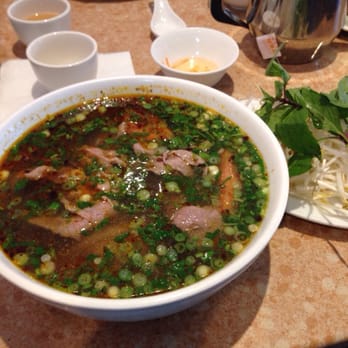 Vietnamese spring rolls at Mekong Restaurant 17 Avenue SE